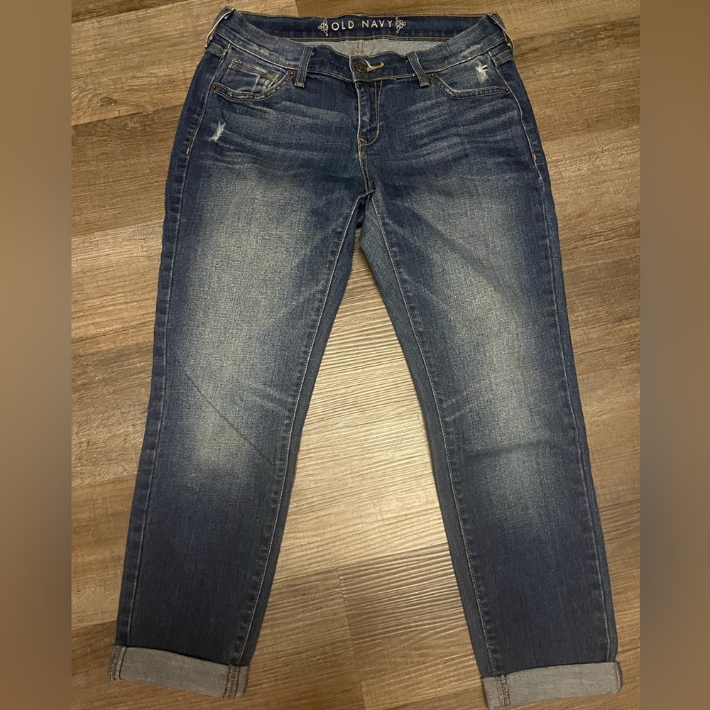 Old Navy Size 2 Calf Length Jeans